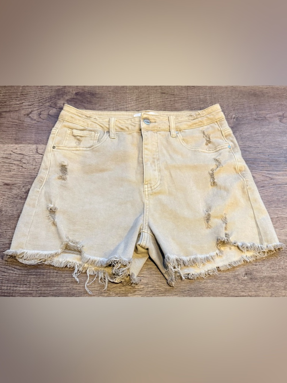 NWOT Risen Beige Distressed Frayed Hem Women's Denim Shorts beige Size Large
